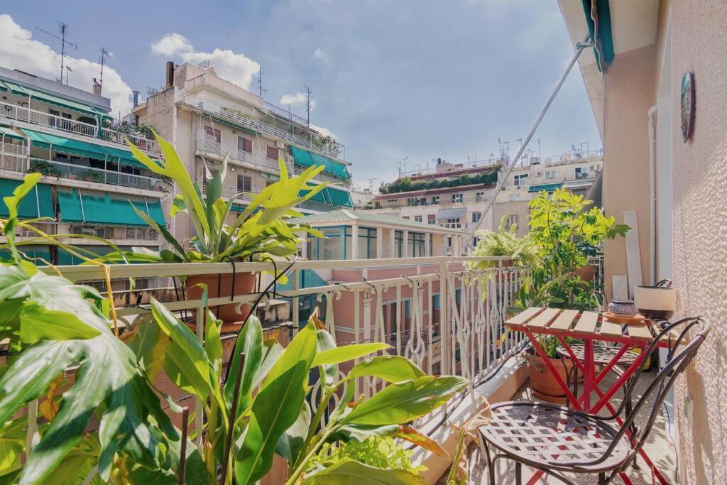 Iphigenia 2 Bedroom Retro Downtown Apartment 아테네 외부 사진