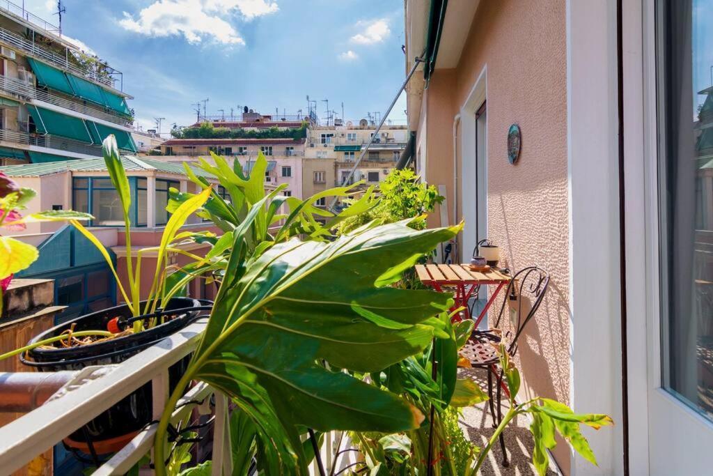 Iphigenia 2 Bedroom Retro Downtown Apartment 아테네 외부 사진